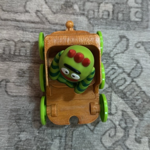 Yo Gabba Gabba! Brobee - Driven’ Friends toy car train - Nick Jr. - 2008 - Picture 7 of 16